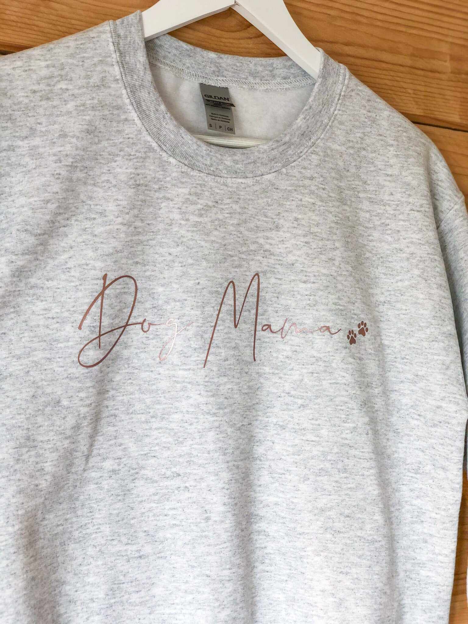 Dog Mama Sweatshirt | Mama Sweatshirt Jumper | Dog Mama Sweatshirt UK | Personalised Sweatshirt Jumper | Dog Mama Hoodie | Dog Sweatshirt