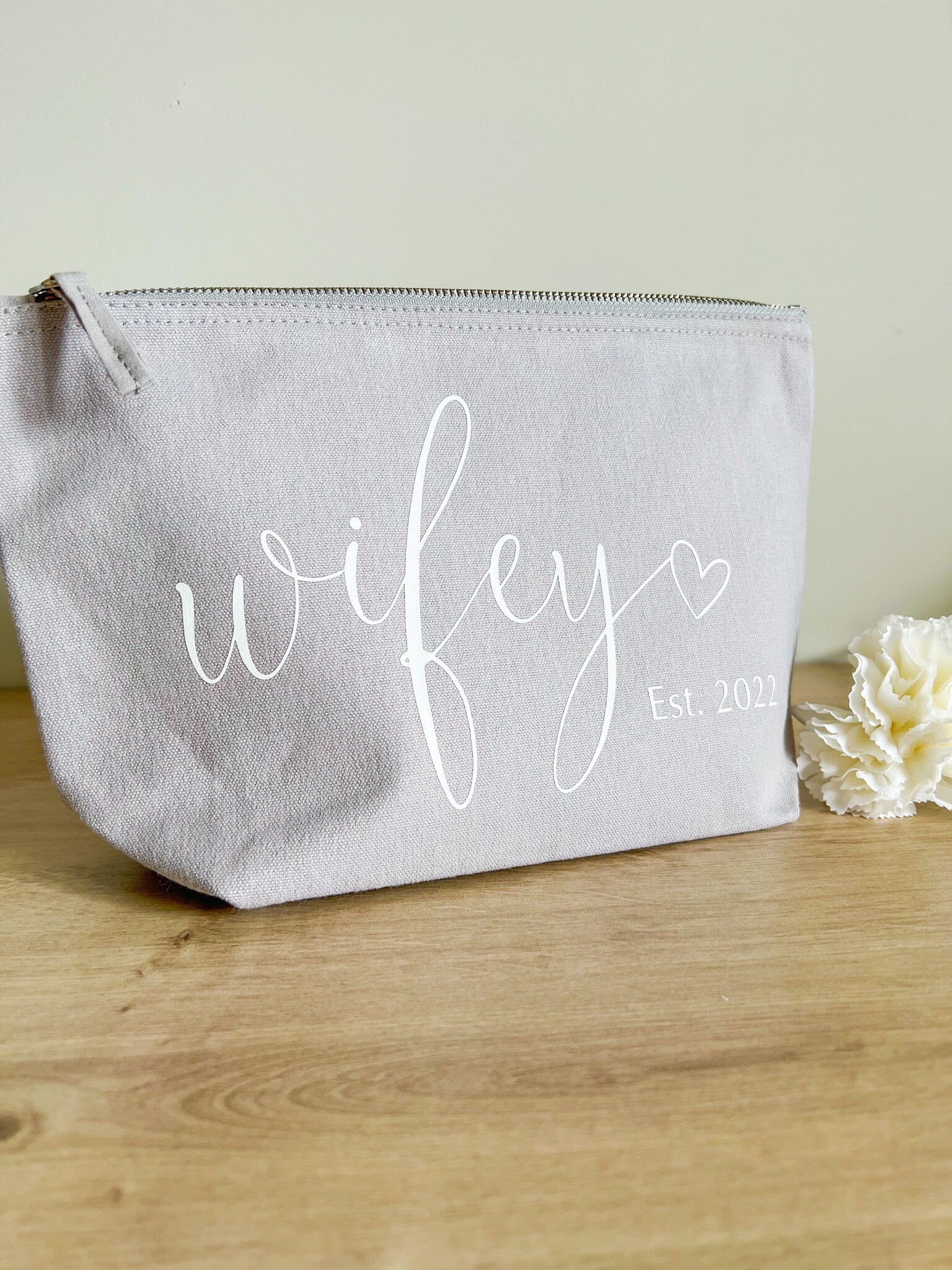 Wifey and Hubby Cosmetic Bag | Wifey Makeup Bag | Hubby Wash Bag | Wedding Gift | Gifts for Couples | Cosmetic Bag | Makeup Bag
