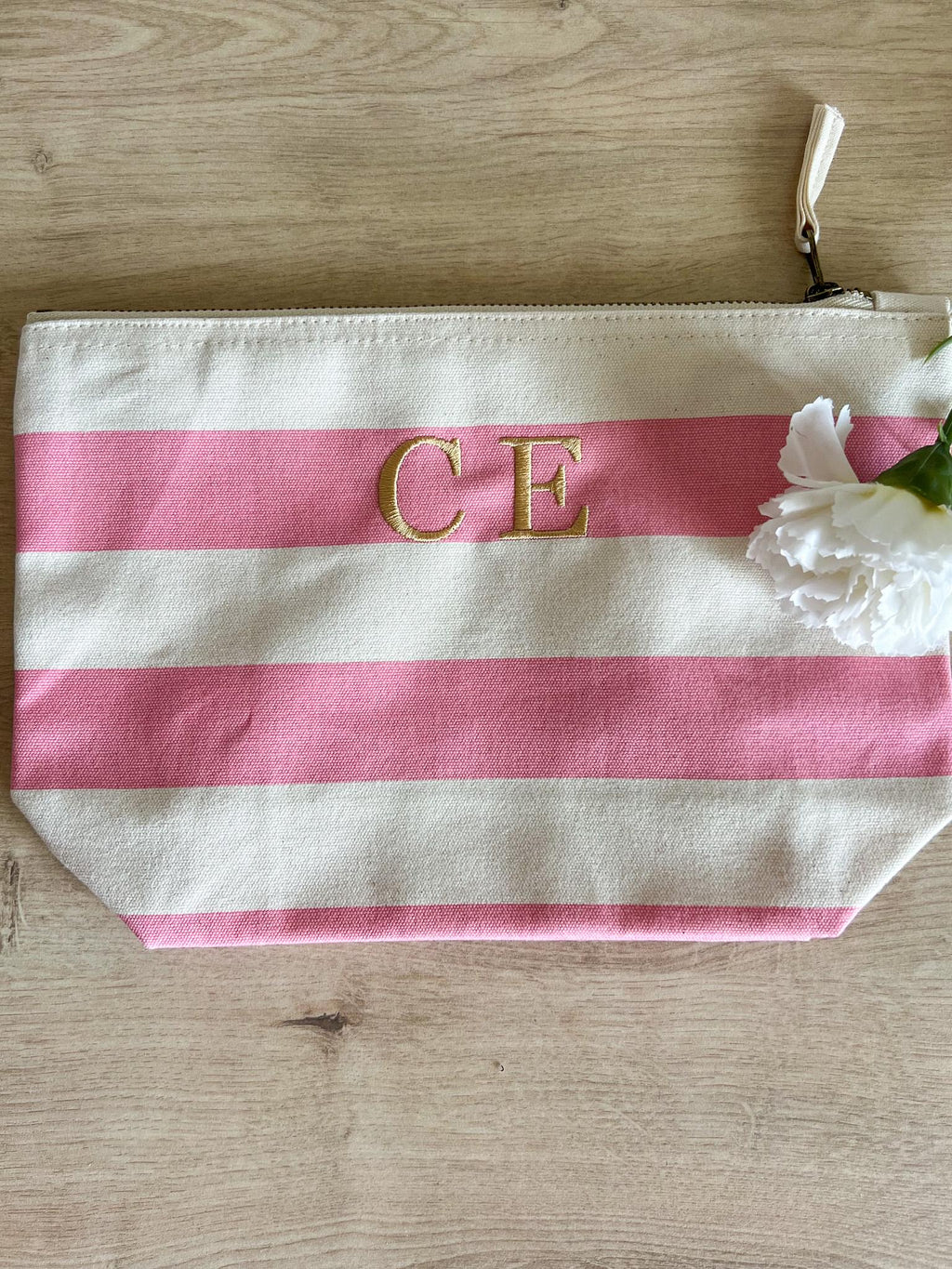 Personalised Makeup Bag | Cosmetic Bag | Personalised Gift | Engagement Gift | Embroidered Bag | Initials Bag | Monogram Makeup Bag |