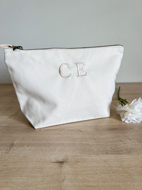 Personalised Makeup Bag | Cosmetic Bag | Personalised Gift | Engagement Gift | Embroidered Makeup Bag | Initials Bag | Monogram Makeup Bag |