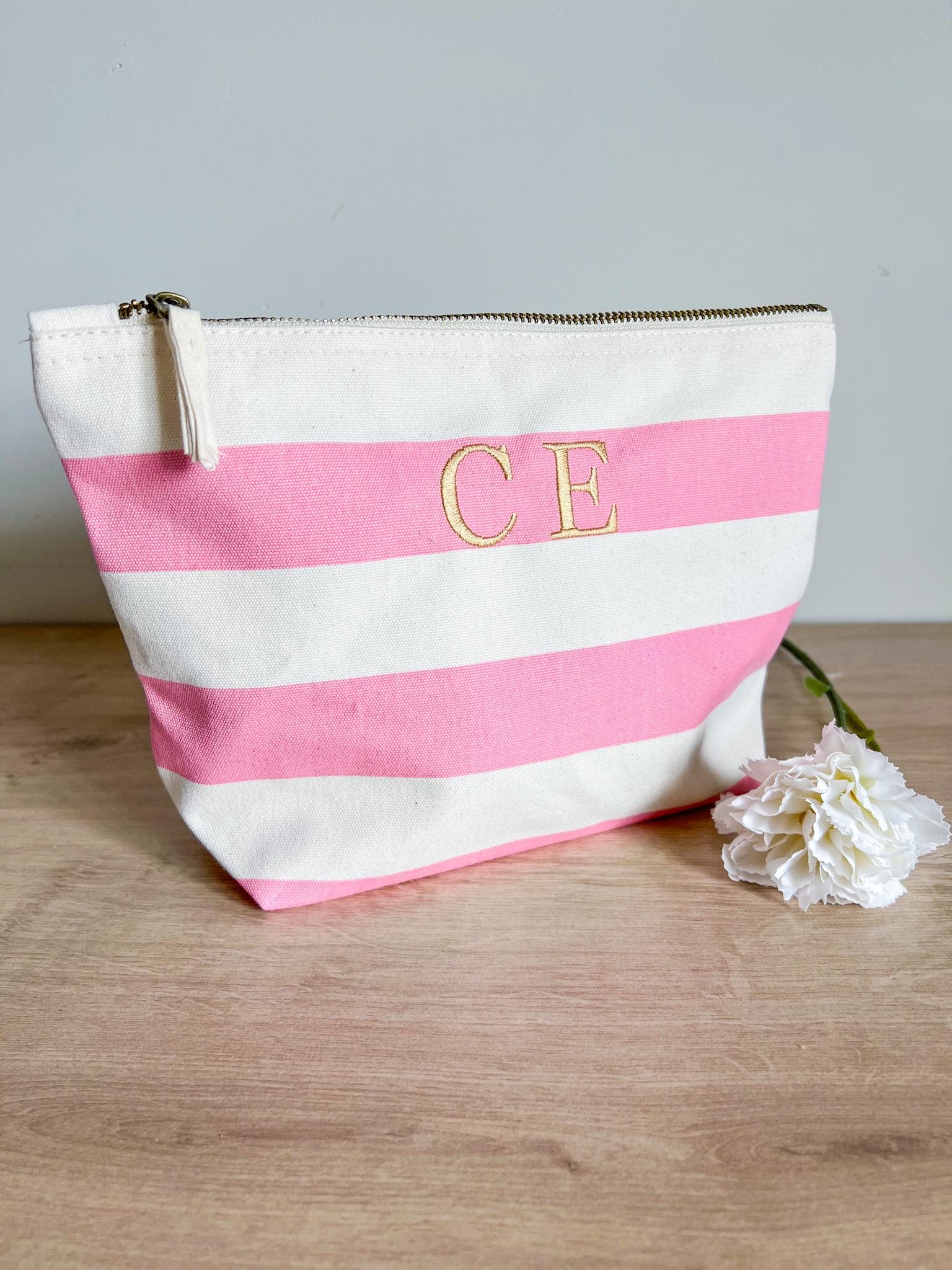 Personalised Makeup Bag | Cosmetic Bag | Personalised Gift | Engagement Gift | Embroidered Bag | Initials Bag | Monogram Makeup Bag |